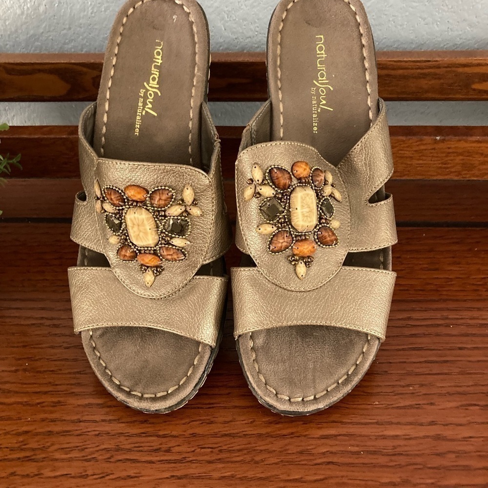 Natural Soul sandals with gems size 8